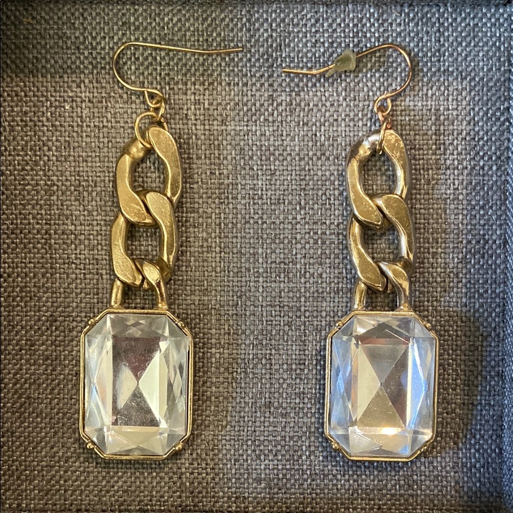 💙2/$5 Gold Chain Earrings
